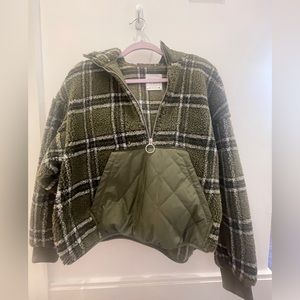 Zara Womens Jacket Kangaroo Pocket Green Plaid Short Zip Pullover